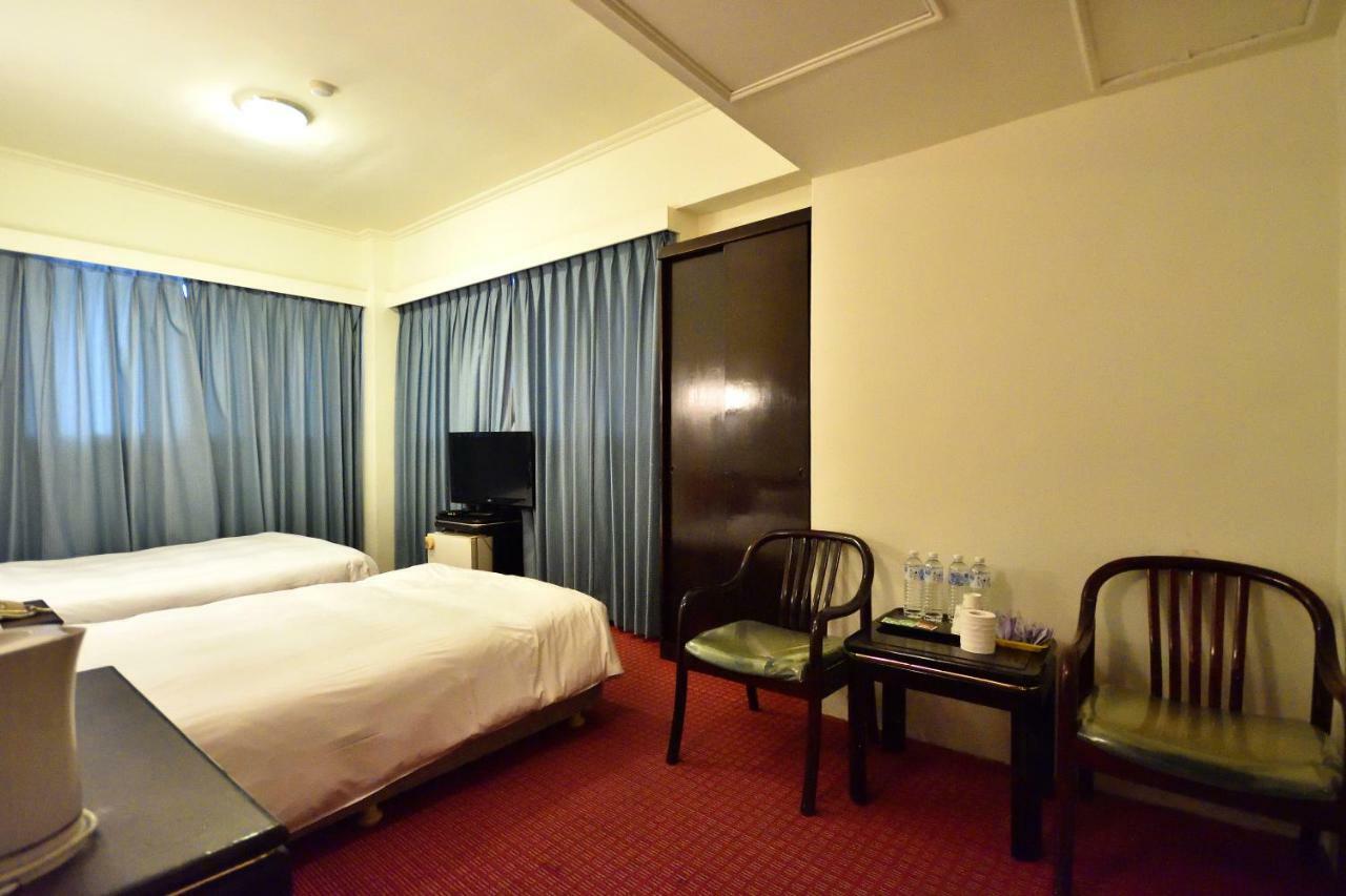 Yuanshin Hotel T'ai-tung Extérieur photo