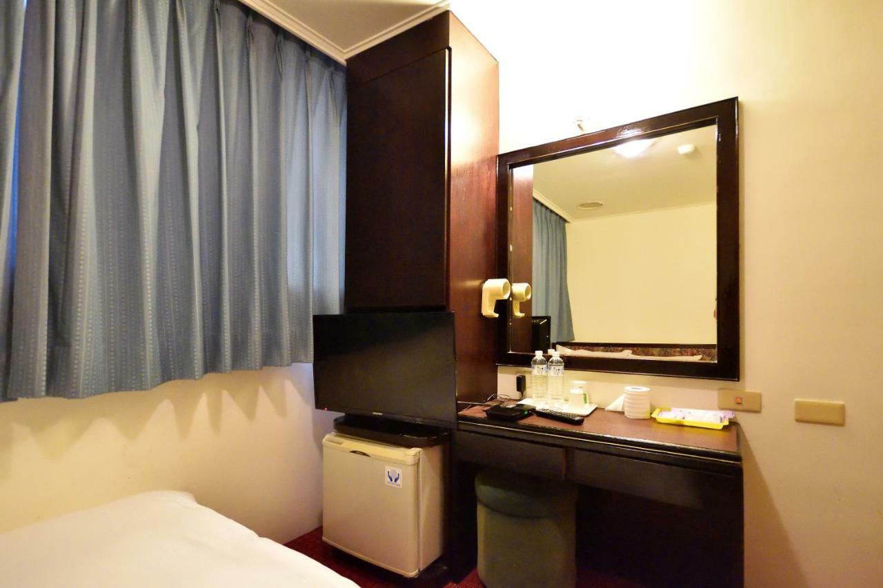 Yuanshin Hotel T'ai-tung Extérieur photo